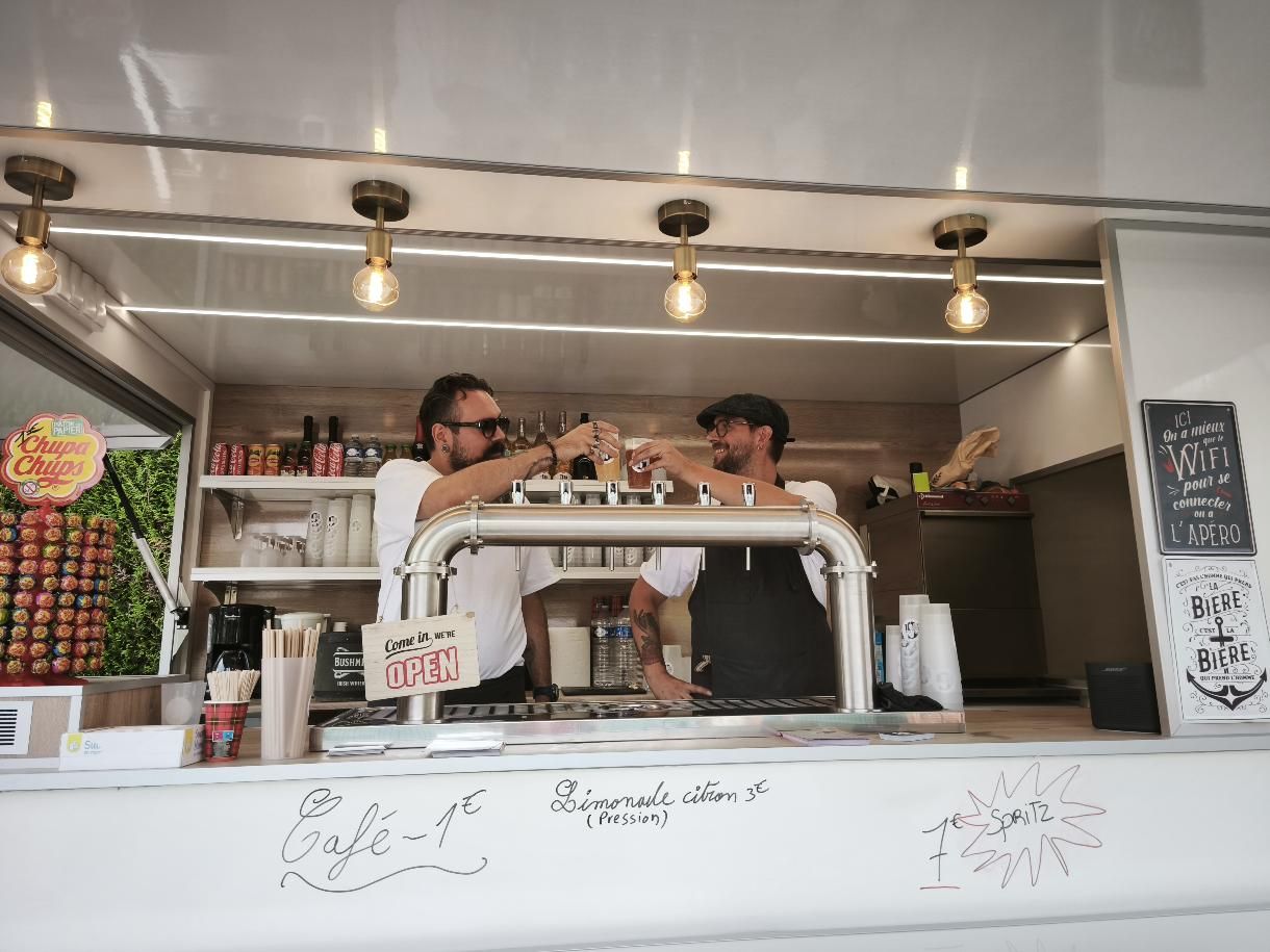 Greg et Germain en bière